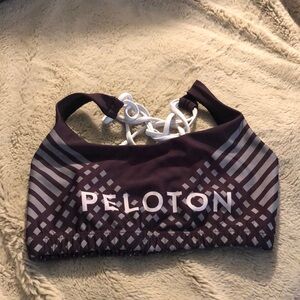 Peloton Strappy Sports Bra, size small